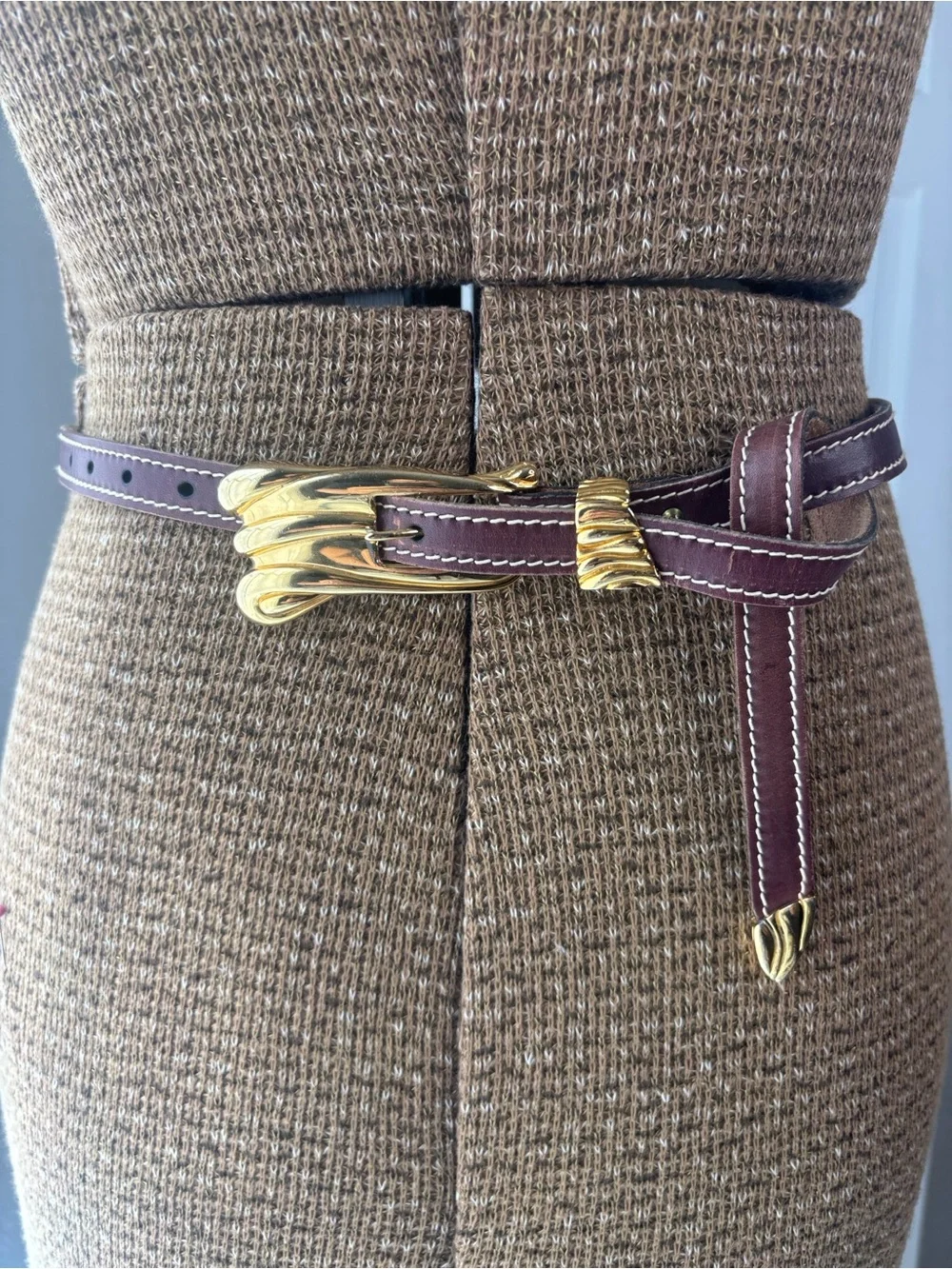 VTG 1983 Calderon Brown Leather Belt with Gold-Tone Sculpted Buckle